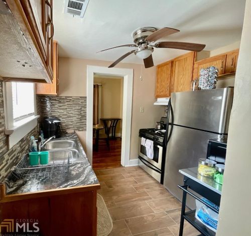 2280 Dauphine St, Atlanta GA  30344-2547 exterior