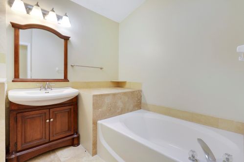 1826 Leafy Rd, Fort Pierce FL  34953-1392 exterior