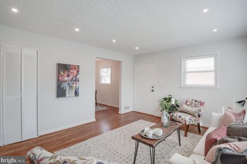 11902 Valleywood Dr, Silver Spring MD 20902-2235 exterior