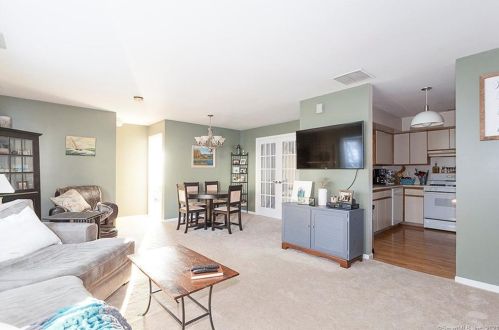 16 Woodhill Rd, Milford, CT 06461-2368