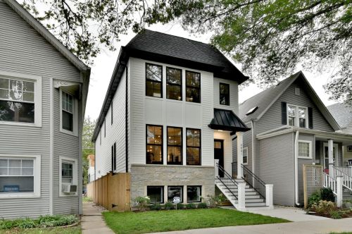 4841 Oakley Ave, Chicago IL 60659-5208 exterior