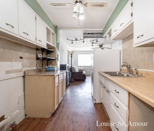 1020 Laketon Ave, Meskegon MI 49441-2969 exterior