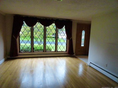 275 Torcon Dr, Torrington CT 06790-5818 exterior