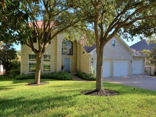 9216 Evening Primrose Path, Austin TX  78750-3546 exterior