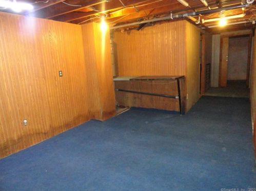 275 Torcon Dr, Torrington CT 06790-5818 exterior