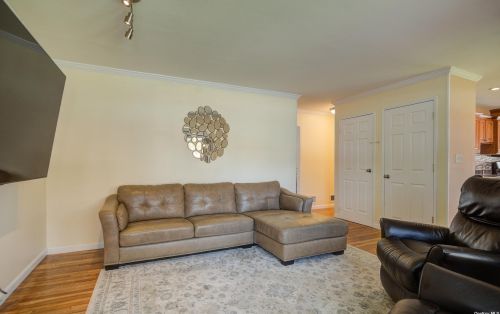 12 Sheldon Pl, Commack NY 11725-3237 exterior