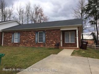 135 Thomas St, High Point NC  27263-2159 exterior