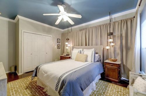 604 Fletcher St, Austin TX 78704-5031 exterior