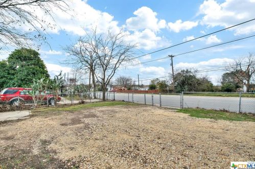 2638 Dignowity Ave, San Antonio TX 78208-2107 exterior