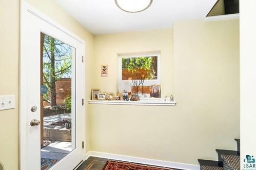 227 7th St, Duluth MN 55805-1240 exterior