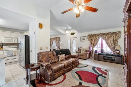 316 12 Ave, Boynton Beach FL 33435-5940 exterior