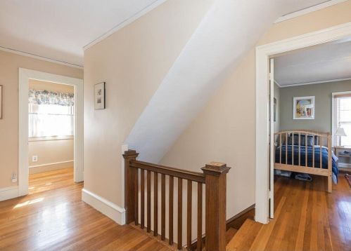 30 Pleasantview Ave, Springfield MA 01106-1019 exterior