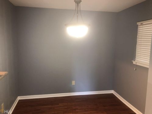 2213 Huntingdon Chase, Atlanta GA  30350-4979 exterior