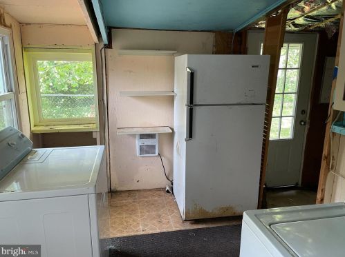 4000 Javins Dr, Alexandria VA  22310-2037 exterior