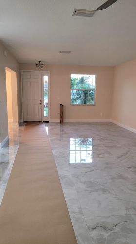 135 Hawthorne Cir, Fort Pierce, FL 34953-3524