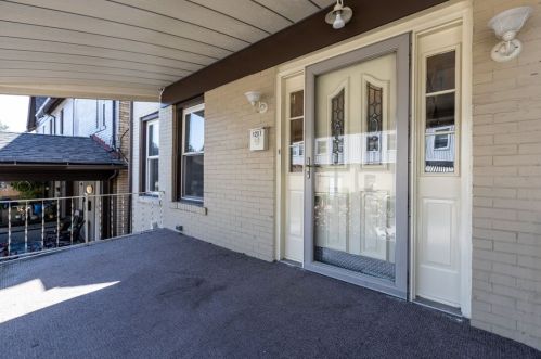 1207 Euclid Ave, Pittsburgh PA  15206-1613 exterior