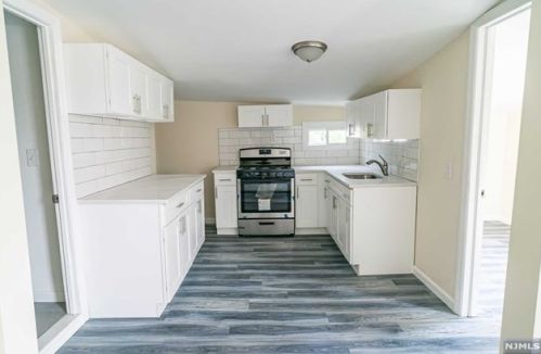 18 Jefferson St, Paterson NJ  07522-1747 exterior