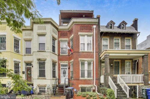 309 K St, Washington DC  20003-3452 exterior