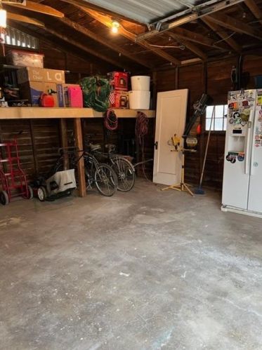 1207 Myrtle St, Turlock CA  95380-4933 exterior