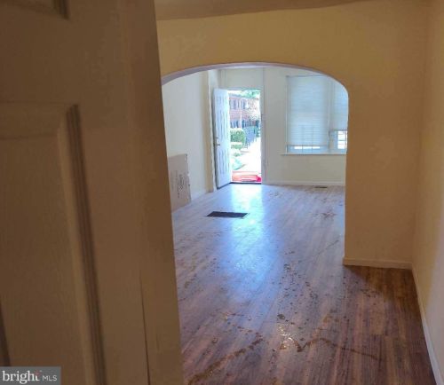 116 Old Rose St, Trenton NJ 08618-3952 exterior