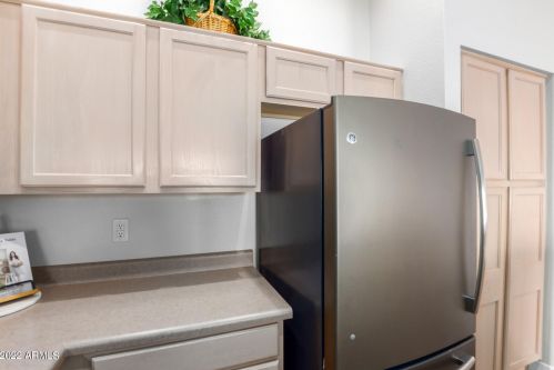 9022 Minnesota Ave, Chandler AZ 85248-6633 exterior