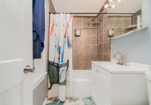 9157 Burnside Ave, Chicago IL  60619-7359 exterior