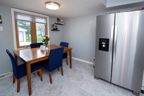 3842 84, Milwaukee WI 53228-1706 exterior