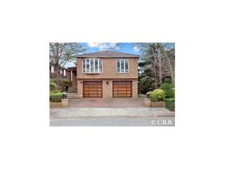 343 Whitman Dr, Brooklyn, NY 11234-6935