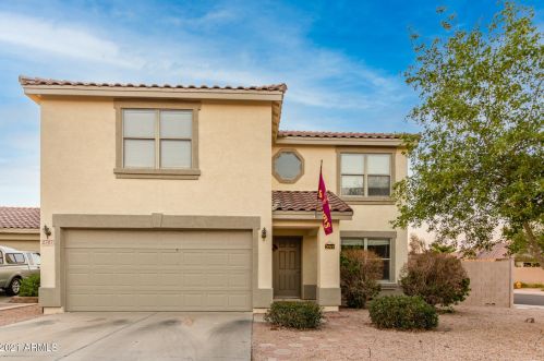 2767 Cherry Hills Dr, Chandler AZ  85249-4909 exterior