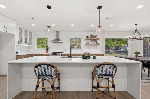 5006 Buffalo Pass, Austin TX 78745-2832 exterior