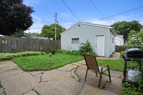 1120 50th Pl, Milwaukee WI  53208-2601 exterior