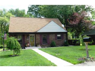 319 Mcintosh Dr, Moon Twp PA  15108-2757 exterior
