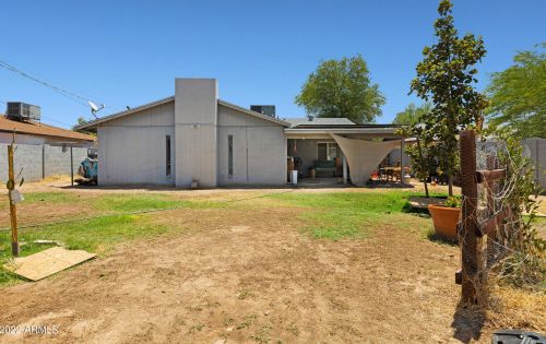 6036 36 Dr, Phoenix AZ 85053-2831 exterior