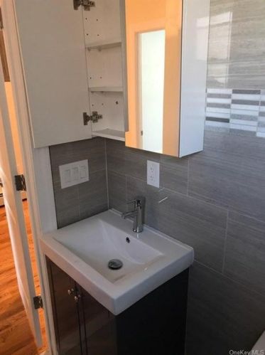 1258 Findlay Ave, Bronx NY  10456-3206 exterior