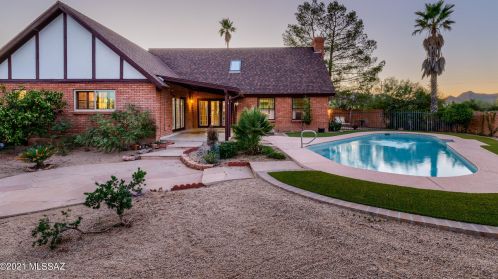 4375 Anklam Rd, Tucson AZ 85745-2149 exterior