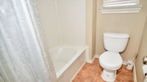 4630 Long Climb Cyn, Humble TX 77396-4164 exterior