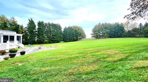 17815 Fraley Farm Rd, Rockville MD 20855-1664 exterior