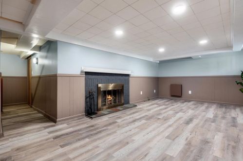 165 Chadwick St, North Andover MA 01845-1705 exterior