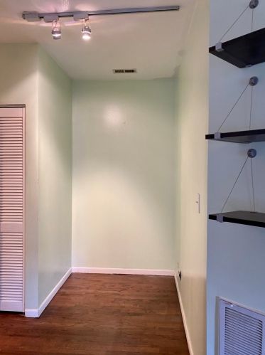 1307 Bosworth Ave, Chicago IL  60642-2341 exterior