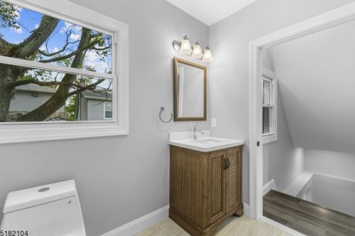 156 Barnert Ave, Paterson NJ  07512-1640 exterior