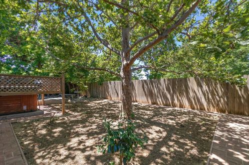 1601 Baywood Ln, Davis CA 95618-1409 exterior