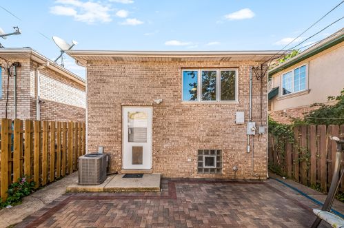 4806 Linder Ave, Chicago IL 60641-3250 exterior