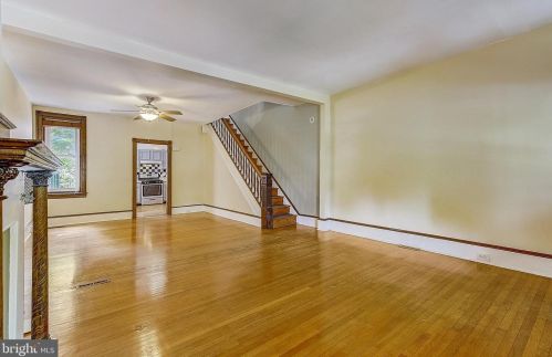 8104 Ardleigh St, Philadelphia PA 19118-3415 exterior