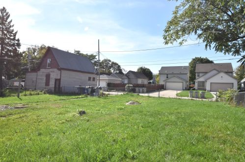 1939 18th St, Milwaukee WI  53205-1646 exterior