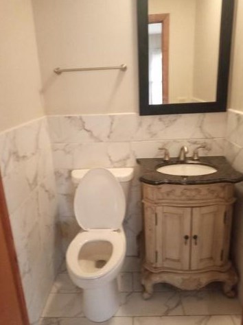 295 Monterey Ave, Elmhurst IL  60126-3008 exterior