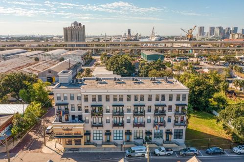 1621 4th Ave, Tampa FL  33605-5105 exterior