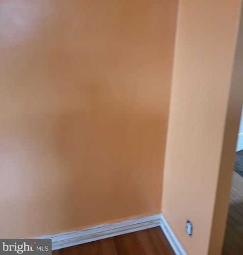 1027 Knorr St, Philadelphia PA 19111-4908 exterior