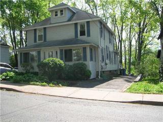 332 Smt St, Manchester CT  06040-4217 exterior