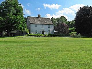 59 Rucum Rd, Roxbury, CT 06783-1910