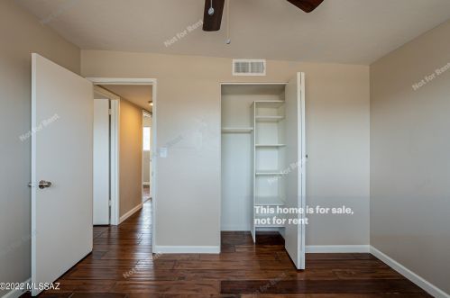 8234 19th St, Tucson AZ  85710-5916 exterior